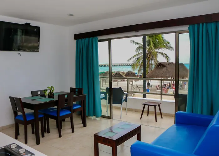 Playa Linda Hotel
